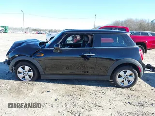 2014 MINI Hardtop with VIN WMWXM5C51ET972099, listed as a IAAI auction lot 41595497 with 113,496 mi miles and . Bid and sale history available at DreamBid. Image 14.