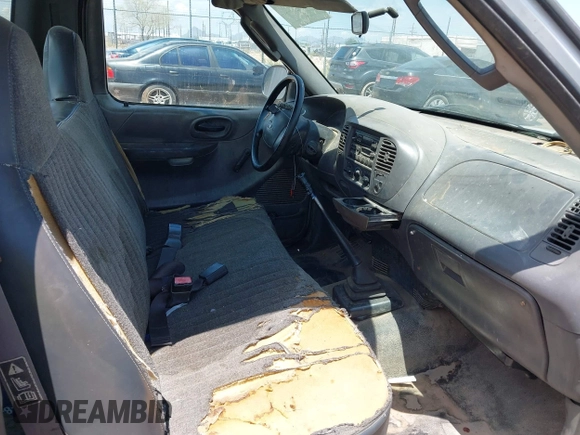 2003 Ford F-150 XL with VIN 1FTRF17283NB19683, listed as a IAAI auction lot 42769268 with 231,316 mi miles and . Bid and sale history available at DreamBid. Image 5.
