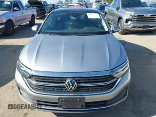 2022 Volkswagen Jetta SE with VIN 3VW7M7BU1NM019993, listed as a IAAI auction lot 42087376 with 74,596 mi miles and . Bid and sale history available at DreamBid. Image 12.