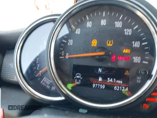 2017 MINI Hardtop Cooper с VIN WMWXP5C39H2D71459, выставлен на аукционе IAAI как лот 42111245 с пробегом 97 759 миль миль и . История ставок и продаж доступна на DreamBid. Изображение 15.