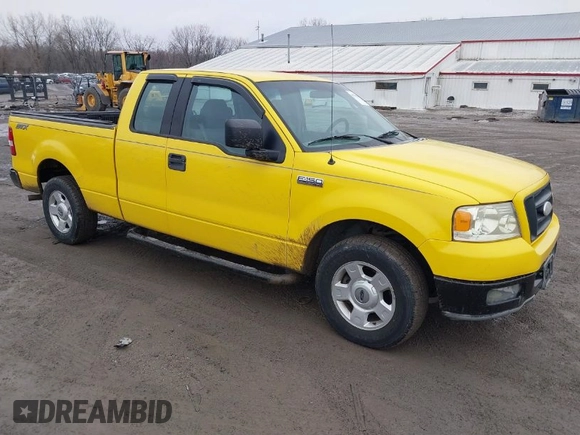 2004 Ford F-150 STX with VIN 1FTRX12WX4KD56847, listed as a IAAI auction lot 41738656 with 187,625 mi miles. Bid and sale history available at carsss.com. Image 1.