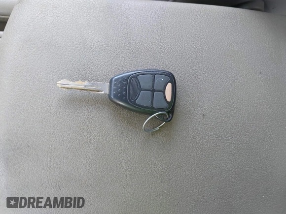 2007 Jeep Commander Sport with VIN 1J8HG48K47C510123, listed as a IAAI auction lot 42673071 with 145,137 mi miles and . Bid and sale history available at DreamBid. Image 11.