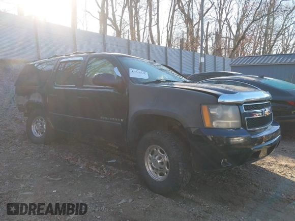 2007 Chevrolet Suburban LT with VIN 3GNGK26K37G143230, listed as a IAAI auction lot 41742956 with Not Provided miles and . Bid and sale history available at DreamBid. Image 1.