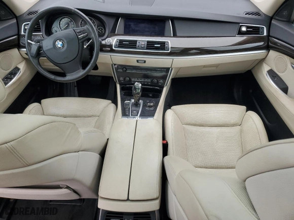 2013 BMW 5 Series Gran Turismo 535i xDrive with VIN WBASP2C51DC339021, listed as a Copart auction lot 86120924 with 190,648 mi miles and Salvage Title. Bid and sale history available at carsss.com. Image 8.