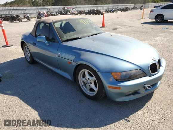 1997 BMW 3 Series 1.9L with VIN 4USCH7326VLB82706, listed as a Copart auction lot 47046765 with 143,952 mi miles and Salvage Title. Bid and sale history available at carsss.com. Image 4.