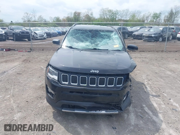 2018 Jeep Compass Limited with VIN 3C4NJDCB7JT332674, listed as a IAAI auction lot 42145567 with 111,852 mi miles and . Bid and sale history available at carsss.com. Image 12.