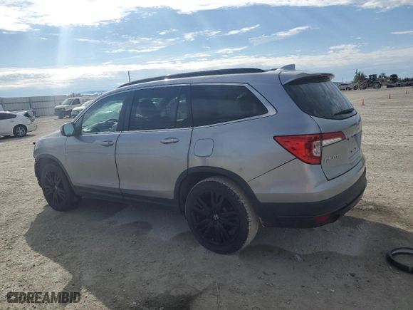 2021 Honda Pilot Special Edition with VIN 5FNYF5H20MB028893, listed as a Copart auction lot 46611775 with 117,753 mi miles and Salvage Title. Bid and sale history available at carsss.com. Image 2.