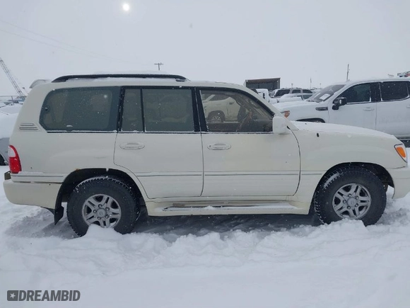 2002 Lexus LX 470 with VIN JTJHT00W623519342, listed as a IAAI auction lot 41385020 with NaN miles. Bid and sale history available at carsss.com. Image 13.