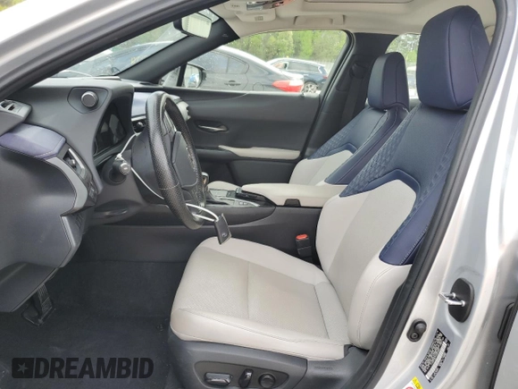 2019 Lexus UX 250h with VIN JTHU9JBH1K2000806, listed as a Copart auction lot 58068005 with 69,661 mi miles and Salvage title. Bid and sale history available at DreamBid. Image 7.