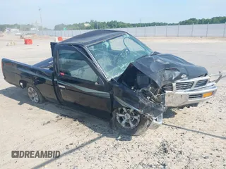 1996 Nissan Frontier XE z VIN 1N6SD11S3TC314339, wystawiony jako IAAI lot #42499365 z przebiegiem 135 634 mil mil oraz . Historia ofert i sprzedaży dostępna na DreamBid. Obrazek 1.