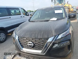 2023 Nissan Rogue S z VIN 5N1BT3AB4PC894896, wystawiony jako IAAI lot #42063889 z przebiegiem 35 626 mil mil oraz . Historia ofert i sprzedaży dostępna na DreamBid. Obrazek 6.