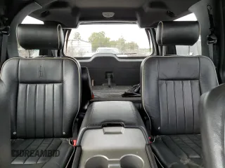 2006 Lincoln Navigator Luxury with VIN 5LMFU28596LJ14279, listed as a Copart auction lot 75733104 with 171,803 mi miles and Non Repairable. Bid and sale history available at carsss.com. Image 10.
