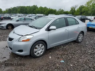 2009 Toyota Yaris z VIN JTDBT903294050595, wystawiony jako Copart lot #57774045 z przebiegiem 90 806 mil mil oraz Szkoda całkowita • Salvage title. Historia ofert i sprzedaży dostępna na DreamBid. Obrazek 1.