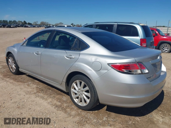2012 Mazda Mazda6 i Touring with VIN 1YVHZ8DH4C5M26167, listed as a IAAI auction lot 41812220 with 215,015 mi miles. Bid and sale history available at carsss.com. Image 3.