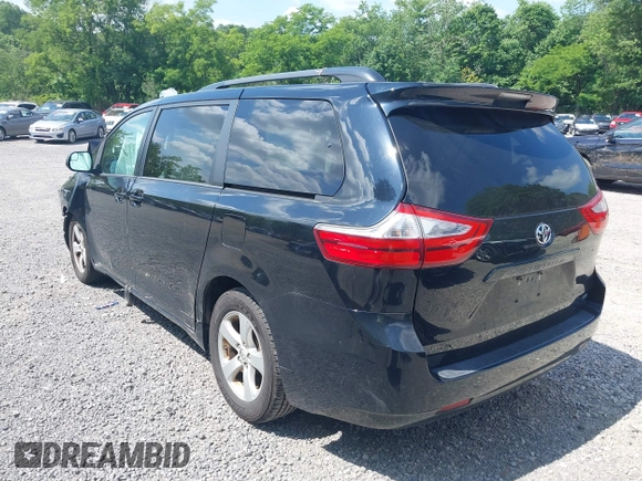 2017 Toyota Sienna LE Auto Access Seat with VIN 5TDKZ3DC6HS835498, listed as a IAAI auction lot 42562601 with Not provided miles and . Bid and sale history available at DreamBid. Image 3.