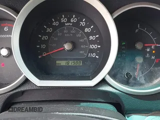 2007 Toyota 4Runner SR5 with VIN JTEZU14R970089874, listed as a IAAI auction lot 42045512 with 181,988 mi miles. Bid and sale history available at carsss.com. Image 15.