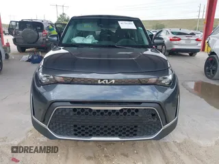 2024 Kia Soul LX with VIN KNDJ23AU1R7919964, listed as a IAAI auction lot 41795409 with 9,570 mi miles. Bid and sale history available at carsss.com. Image 13.