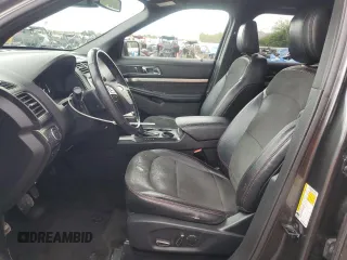 2018 Ford Explorer XLT z VIN 1FM5K7DH8JGA42798, wystawiony jako Copart lot #59027985 z przebiegiem 92 088 mil mil oraz Szkoda całkowita • Salvage title. Historia ofert i sprzedaży dostępna na DreamBid. Obrazek 7.