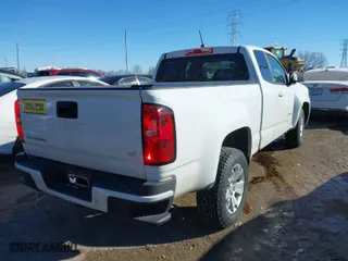 2021 Chevrolet Colorado 2WD LT with VIN 1GCHSCEA0M1159343, listed as a IAAI auction lot 41350637 with 35,529 mi miles. Bid and sale history available at carsss.com. Image 4.
