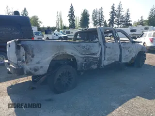 2006 Dodge 3500 SLT z VIN 3D7LX38C66G122008, wystawiony jako IAAI lot #42109289 z przebiegiem Nie podano mil oraz . Historia ofert i sprzedaży dostępna na DreamBid. Obrazek 4.