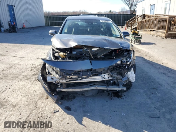 2017 Toyota Prius Plus with VIN JTDKARFP4H3064941, listed as a Copart auction lot 52567955 with 80,916 mi miles and Salvage Title. Bid and sale history available at DreamBid. Image 5.