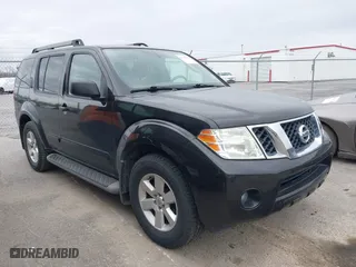 2012 Nissan Pathfinder LE with VIN 5N1AR1NN3CC623633, listed as a IAAI auction lot 41555680 with 111,092 mi miles. Bid and sale history available at carsss.com. Image 1.