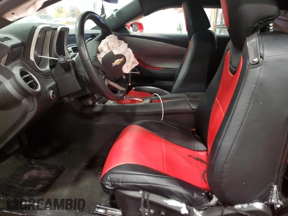 2014 Chevrolet Camaro LT z VIN 2G1FC1E31E9246345, wystawiony jako Copart lot #45882735 z przebiegiem Nie podano mil oraz Nie do naprawy • Non repairable. Historia ofert i sprzedaży dostępna na DreamBid. Obrazek 7.