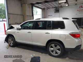 2013 Toyota Highlander Limited with VIN 5TDDK3EH9DS259911, listed as a IAAI auction lot 42350627 with 195,450 mi miles and . Bid and sale history available at DreamBid. Image 14.