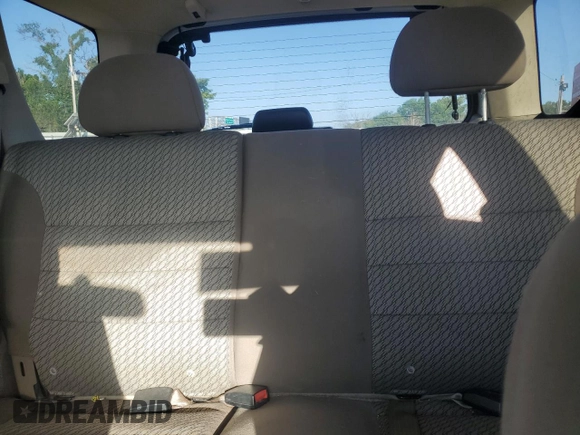 2004 Ford Escape XLT with VIN 1FMYU93104KA32047, listed as a Copart auction lot 61364985 with 160,822 mi miles and Salvage title. Bid and sale history available at DreamBid. Image 10.