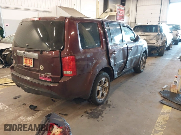 2015 Honda Pilot EX-L with VIN 5FNYF4H52FB043354, listed as a IAAI auction lot 41458416 with 137,137 mi miles and . Bid and sale history available at carsss.com. Image 4.
