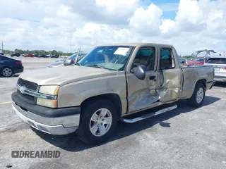 2005 Chevrolet Silverado 1500 Work Truck с VIN 1GCEC19X45Z250878, выставлен на аукционе IAAI как лот 39680172 с пробегом 174 798 миль миль и . История ставок и продаж доступна на DreamBid. Изображение 2.