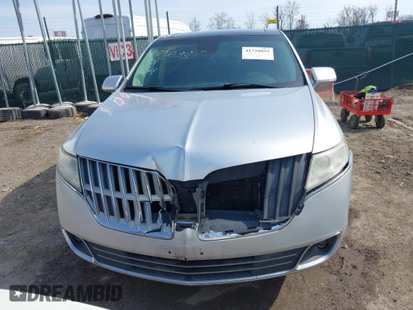 2011 Lincoln MKT with VIN 2LMHJ5AR0BBJ50346, listed as a IAAI auction lot 41726833 with 203,523 mi miles and . Bid and sale history available at DreamBid. Image 12.