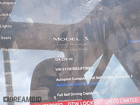 2018 Tesla Model 3 Long Range Battery z VIN 5YJ3E1EB3JF178812, wystawiony jako IAAI lot #42124838 z przebiegiem 124 229 mil mil oraz . Historia ofert i sprzedaży dostępna na DreamBid. Obrazek 16.
