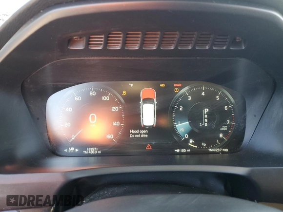2016 Volvo XC90 T6 Momentum with VIN YV4A22PK1G1062185, listed as a Copart auction lot 53988805 with 129,571 mi miles and Salvage title. Bid and sale history available at DreamBid. Image 9.