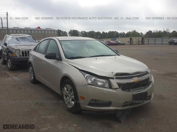2014 Chevrolet Cruze LS with VIN 1G1PA5SH8E7230310, listed as a IAAI auction lot 16260693 with 36,756 mi miles. Bid and sale history available at carsss.com. Image 1.