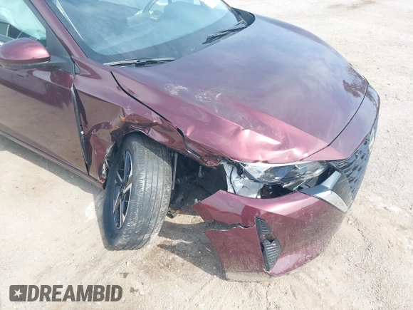 2024 Nissan Sentra SV with VIN 3N1AB8CV5RY272781, listed as a IAAI auction lot 42531441 with 18,971 mi miles and . Bid and sale history available at DreamBid. Image 6.