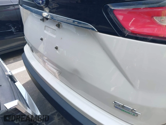 2019 Ford Edge SEL with VIN 2FMPK3J95KBC09349, listed as a IAAI auction lot 41653331 with 63,312 mi miles. Bid and sale history available at carsss.com. Image 17.