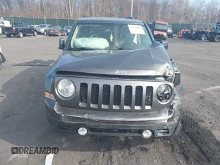2015 Jeep Patriot High Altitude with VIN 1C4NJPFA1FD262834, listed as a IAAI auction lot 41758106 with 113,643 mi miles and . Bid and sale history available at DreamBid. Image 12.