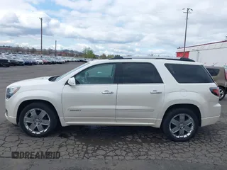 2014 GMC Acadia Denali with VIN 1GKKVTKD8EJ252502, listed as a IAAI auction lot 41957454 with 152,341 mi miles and . Bid and sale history available at carsss.com. Image 14.