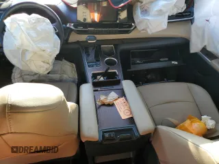 2022 Toyota Sienna XLE with VIN 5TDYRKEC6NS090587, listed as a Copart auction lot 51819805 with Not Provided miles and Salvage Title. Bid and sale history available at DreamBid. Image 8.