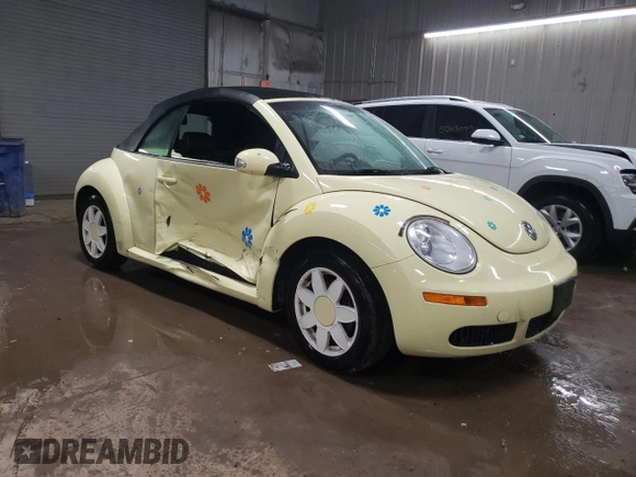 2006 Volkswagen Beetle с VIN 3VWRF31YX6M311661, выставлен на аукционе Copart как лот 51855285 с пробегом 98 703 миль миль и Списание • Salvage title. История ставок и продаж доступна на DreamBid. Изображение 4.