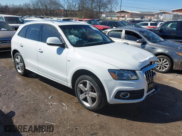 2012 Audi Q5 3.2L Premium Plus with VIN WA1DKAFP0CA012776, listed as a IAAI auction lot 41659580 with 273,447 mi miles. Bid and sale history available at carsss.com. Image 1.