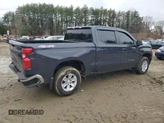 2022 Chevrolet Silverado 1500 LT with VIN 1GCUDDED2NZ537092, listed as a Copart auction lot 49400215 with 47,184 mi miles and Salvage Title. Bid and sale history available at DreamBid. Image 3.