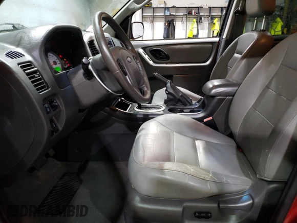 2007 Ford Escape XLT с VIN 1FMYU93187KB34734, выставлен на аукционе Copart как лот 71802694 с пробегом 197 644 миль миль и Списание • Salvage title. История ставок и продаж доступна на DreamBid. Изображение 7.