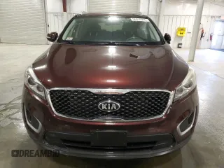 2016 Kia Sorento LX with VIN 5XYPGDA5XGG045642, listed as a Copart auction lot 56076005 with 90,710 mi miles and Clean Title. Bid and sale history available at DreamBid. Image 5.