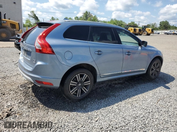 2017 Volvo XC60 Dynamic with VIN YV440MRR8H2168850, listed as a Copart auction lot 61555725 with 71,467 mi miles and Salvage title. Bid and sale history available at DreamBid. Image 3.