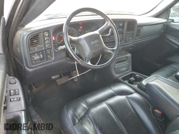 2000 GMC New Sierra 1500 SLE with VIN 2GTEK19T1Y1130467, listed as a Copart auction lot 81105534 with 253,003 mi miles and Salvage Title. Bid and sale history available at carsss.com. Image 8.