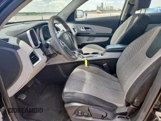 2017 Chevrolet Equinox LS z VIN 2GNALBEK0H1553515, wystawiony jako Copart lot #61237195 z przebiegiem 80 562 mil mil oraz Czysty tytuł • Clean title. Historia ofert i sprzedaży dostępna na DreamBid. Obrazek 7.