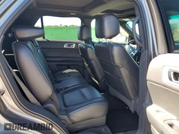 2012 Ford Explorer Limited z VIN 1FMHK7F90CGA59164, wystawiony jako Copart lot #57680155 z przebiegiem 220 365 mil mil oraz Szkoda całkowita • Salvage title. Historia ofert i sprzedaży dostępna na DreamBid. Obrazek 11.