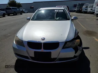 2007 BMW 3 Series 328i with VIN WBAVS13507FX15636, listed as a Copart auction lot 66418204 with 160,642 mi miles and Salvage Title. Bid and sale history available at carsss.com. Image 5.